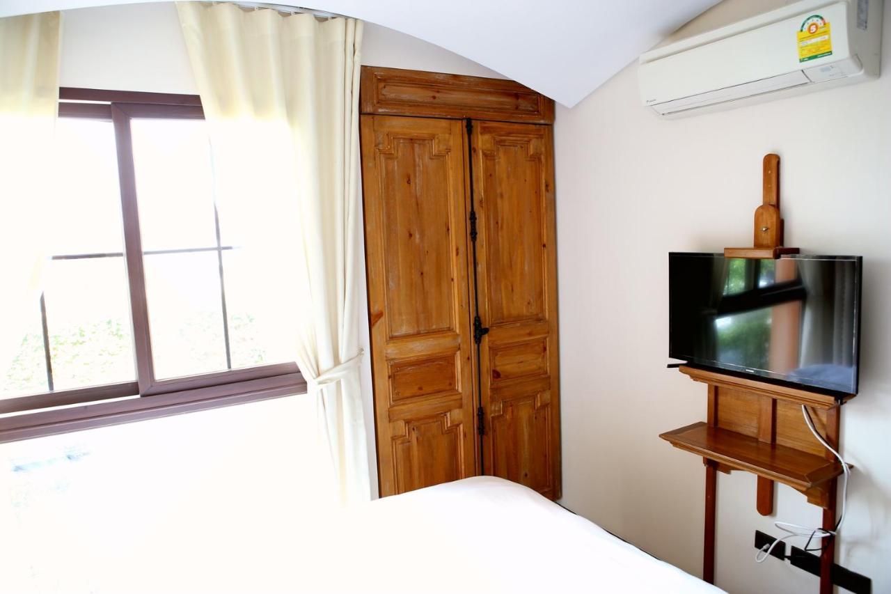 Venetian Poseidon Pool Hotel Bãi biển Jomtien Ngoại thất bức ảnh