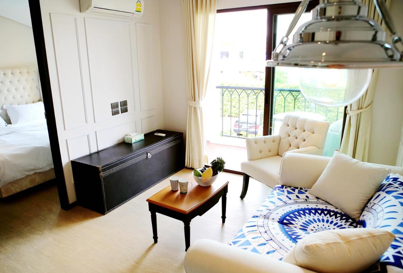Venetian Poseidon Pool Hotel Bãi biển Jomtien Ngoại thất bức ảnh